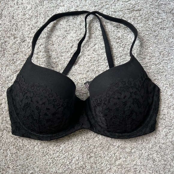 Black bra by Victoria’s Secret - Picture 1 of 12
